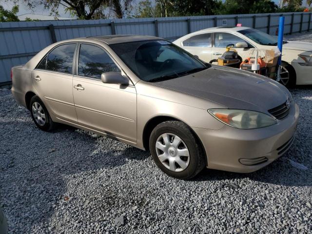 4T1BE32K22U096263 - 2002 TOYOTA CAMRY LE ბეჟი ფოტო 4