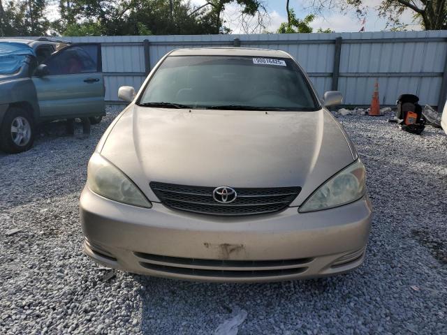4T1BE32K22U096263 - 2002 TOYOTA CAMRY LE ბეჟი ფოტო 5