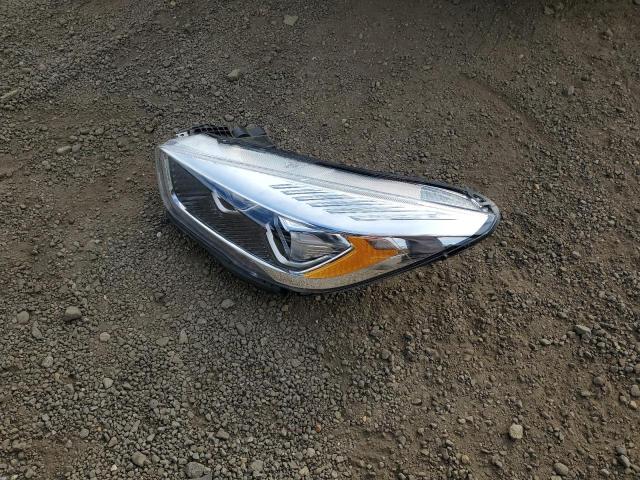 1FMCU9J92JUD34460 - 2018 FORD ESCAPE TITANIUM შავი ფოტო 13