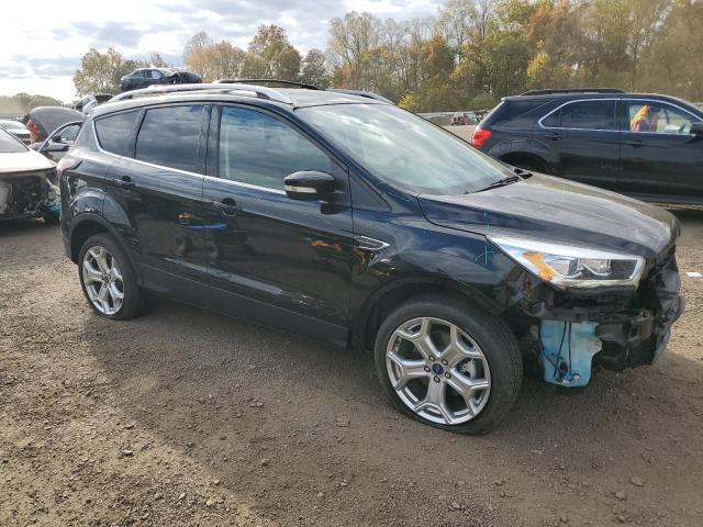 1FMCU9J92JUD34460 - 2018 FORD ESCAPE TITANIUM შავი ფოტო 4