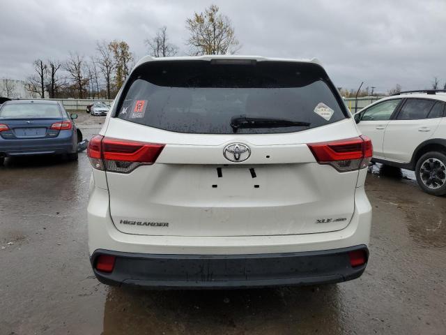 5TDJZRFH9JS895286 - 2018 TOYOTA HIGHLANDER SE أبيض صورة 6