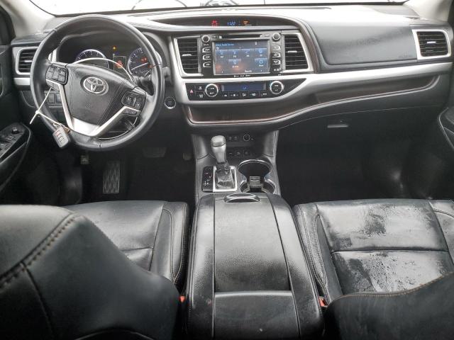 5TDJZRFH9JS895286 - 2018 TOYOTA HIGHLANDER SE أبيض صورة 8