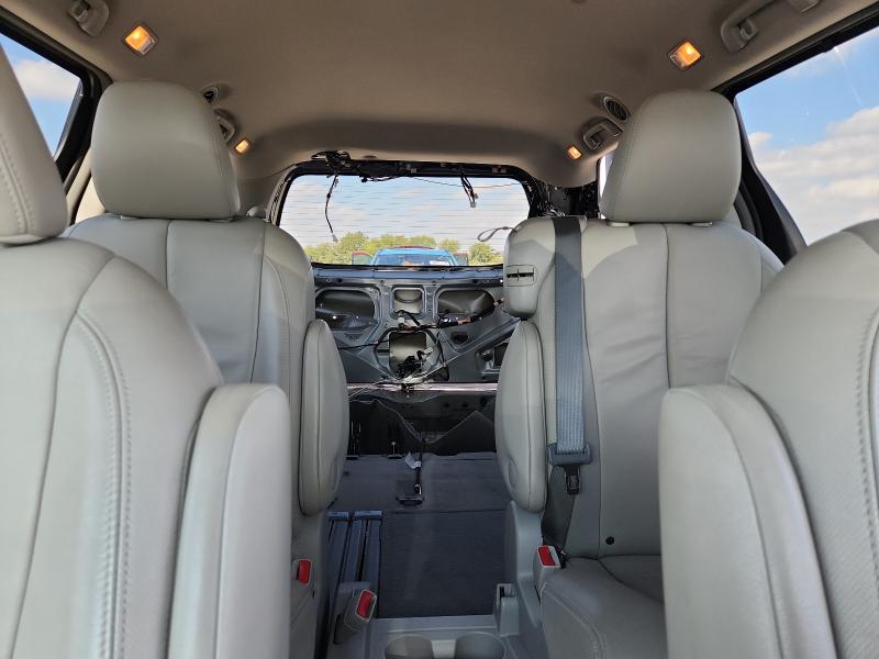 5TDYK3DC1CS264901 - 2012 TOYOTA SIENNA XLE 白色 照片 10