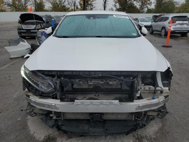 1HGCV1F38JA235734 - 2018 HONDA ACCORD SPORT Белый фото 5