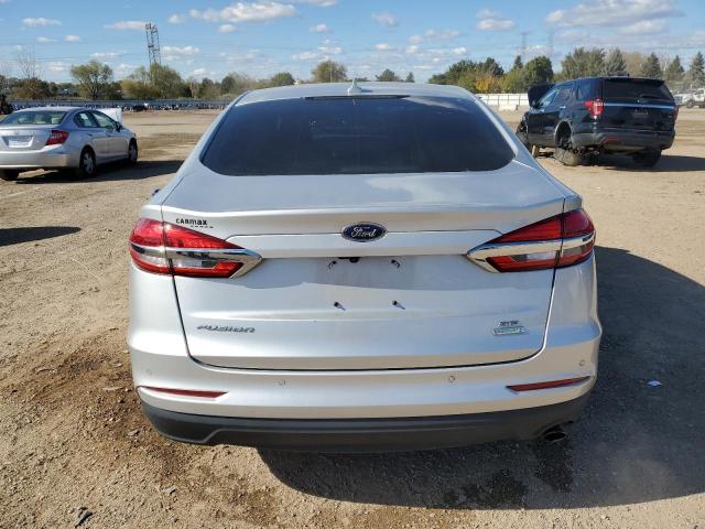3FA6P0HD3KR194917 - 2019 FORD FUSION SE ვერცხლისფერი ფოტო 6