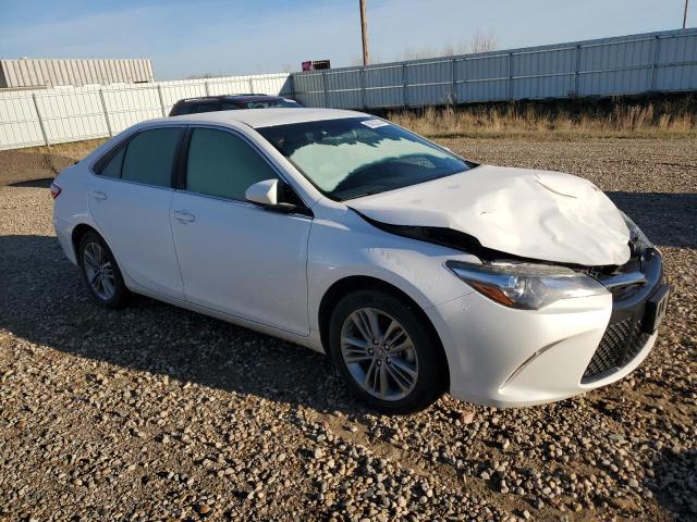 4T1BF1FK3GU215098 - 2016 TOYOTA CAMRY LE WHITE photo 4