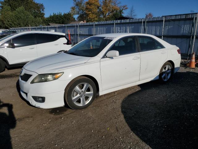 4T1BF3EK6BU729632 - 2011 TOYOTA CAMRY BASE WHITE photo 1