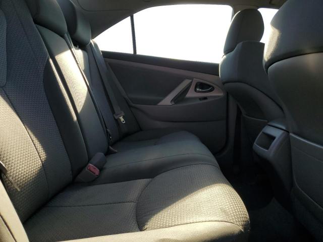 4T1BF3EK6BU729632 - 2011 TOYOTA CAMRY BASE WHITE photo 10