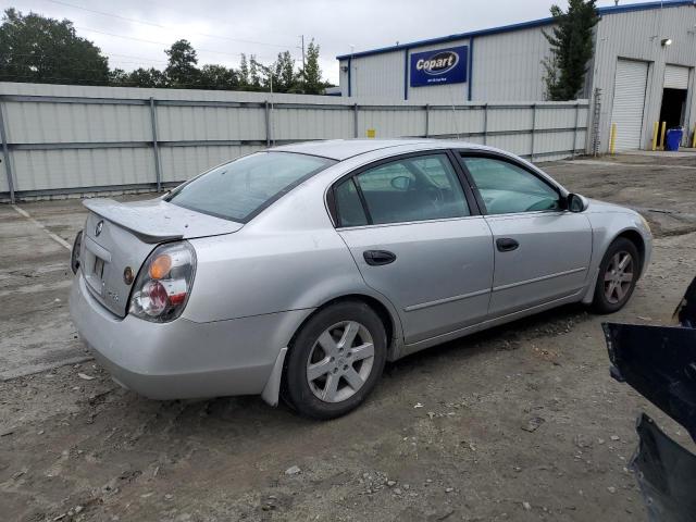 1N4AL11D13C267854 - 2003 NISSAN ALTIMA BASE SILVER photo 3