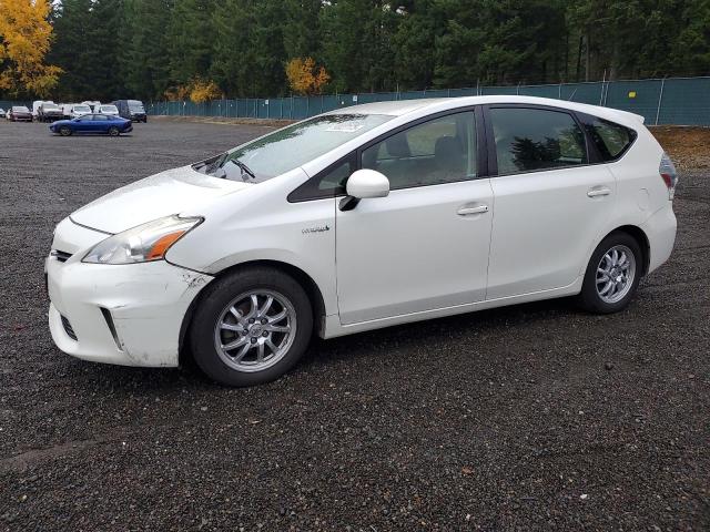2013 TOYOTA PRIUS V, 