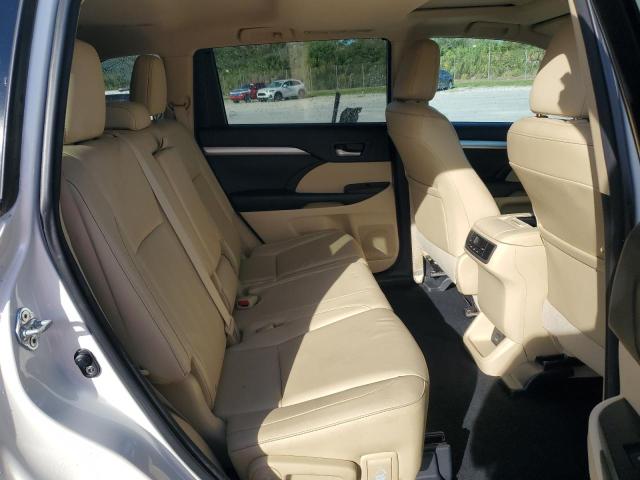 5TDKKRFHXGS141119 - 2016 TOYOTA HIGHLANDER XLE თეთრი ფოტო 11