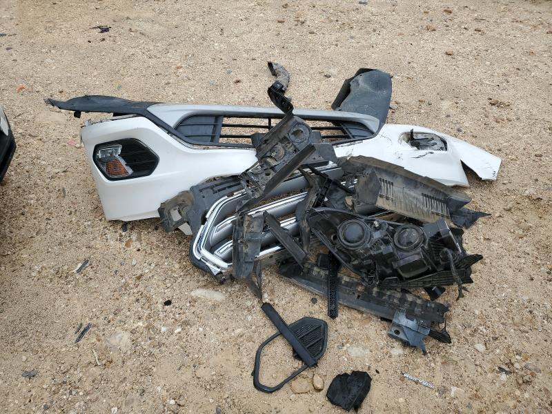 1FMCU0JD2HUE94526 - 2017 FORD ESCAPE TITANIUM WHITE photo 13