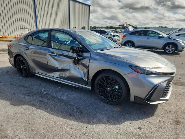 4T1DAACK0SU629914 - 2025 TOYOTA CAMRY XSE GRAY photo 4
