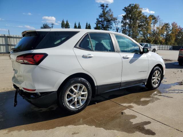 2GNAXHEV3N6128676 - 2022 CHEVROLET EQUINOX LS WHITE photo 3