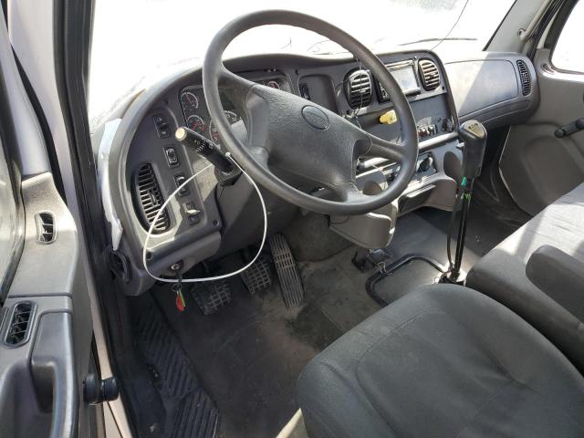 1FVACWDC07HY45692 - 2007 FREIGHTLINER M2 106 MEDIUM DUTY WHITE photo 8