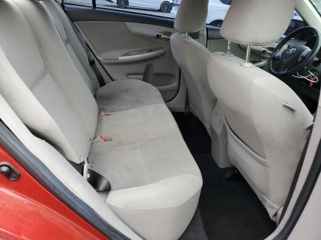 2T1BU4EE7DC977849 - 2013 TOYOTA COROLLA BASE RED photo 10