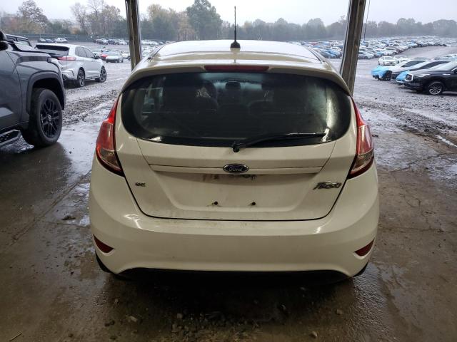 3FADP4EJXJM133536 - 2018 FORD FIESTA SE WHITE photo 6