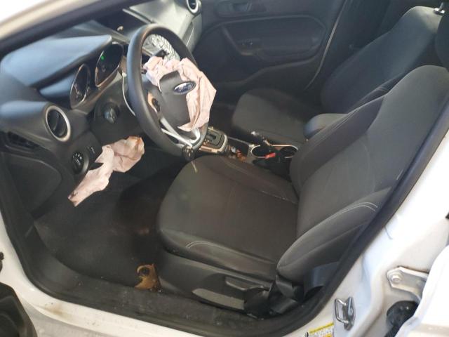 3FADP4EJXJM133536 - 2018 FORD FIESTA SE WHITE photo 7