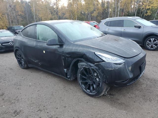 5YJYGDED3MF121095 - 2021 TESLA MODEL Y BLACK photo 4