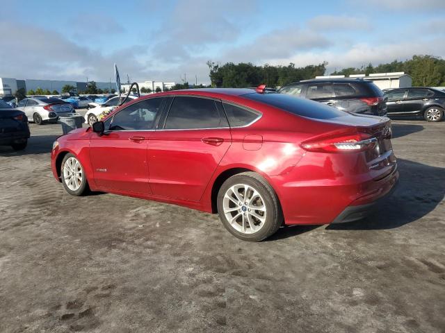 3FA6P0LU2KR226313 - 2019 FORD FUSION SE RED photo 2
