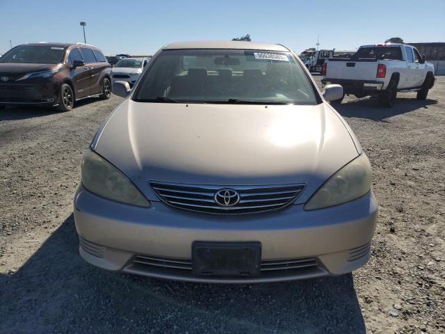 4T1BE32K45U569374 - 2005 TOYOTA CAMRY LE BEIGE photo 5