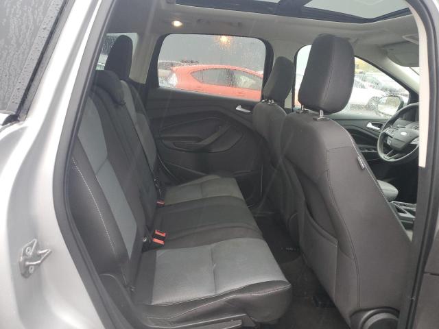 1FMCU9GD6JUA73829 - 2018 FORD ESCAPE SE ვერცხლისფერი ფოტო 10