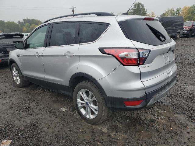 1FMCU9GD6JUA73829 - 2018 FORD ESCAPE SE ვერცხლისფერი ფოტო 2
