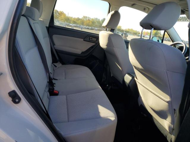 JF2SJAFC6FH585935 - 2015 SUBARU FORESTER 2.5I PREMIUM WHITE photo 10