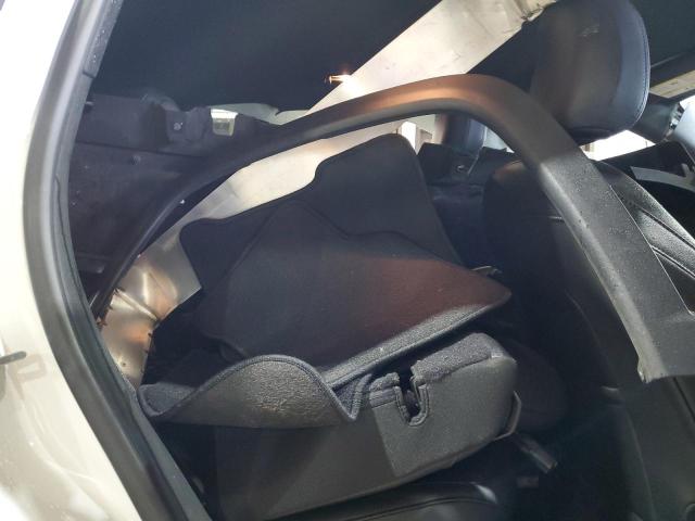 3C4NJDBNXRT110427 - 2024 JEEP COMPASS LATITUDE Beyaz fotoğraf 11