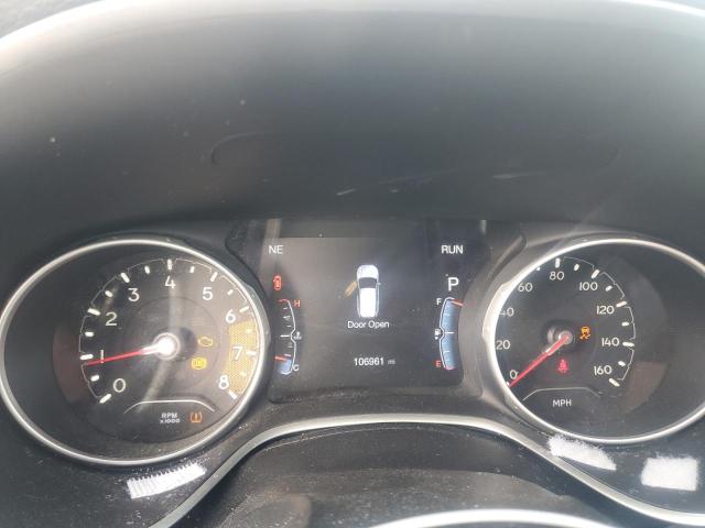 3C4NJDBB0JT177774 - 2018 JEEP COMPASS LATITUDE Noir photo 9