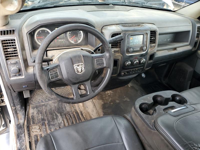 3C7WRMBL0JG175752 - 2018 RAM 5500 Ağ foto 8