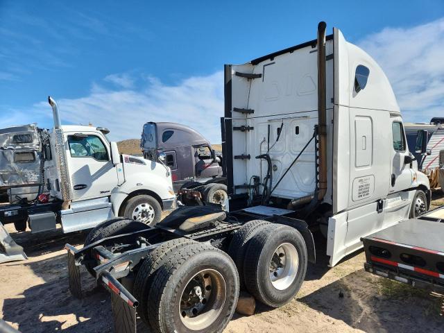 3AKJGLDR3KSKK9426 - 2019 FREIGHTLINER CASCADIA 1 WHITE photo 3