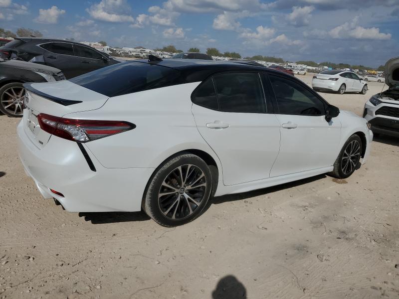 4T1B61HK2KU257137 - 2019 TOYOTA CAMRY XSE 白色 照片 3