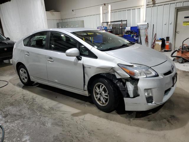 JTDKN3DU5A0070703 - 2010 TOYOTA PRIUS SILVER photo 4