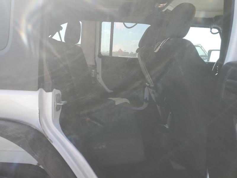 1C4BJWDG5HL742999 - 2017 JEEP WRANGLER U SPORT WHITE photo 11