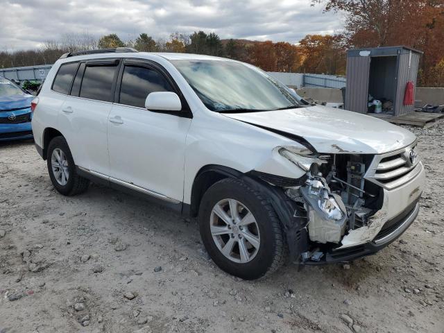 5TDBK3EH6DS190411 - 2013 TOYOTA HIGHLANDER BASE Biały zdjęcie 4