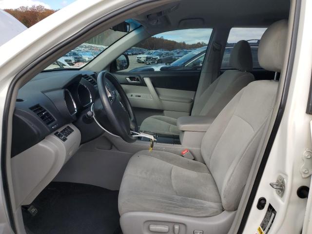 5TDBK3EH6DS190411 - 2013 TOYOTA HIGHLANDER BASE Biały zdjęcie 7