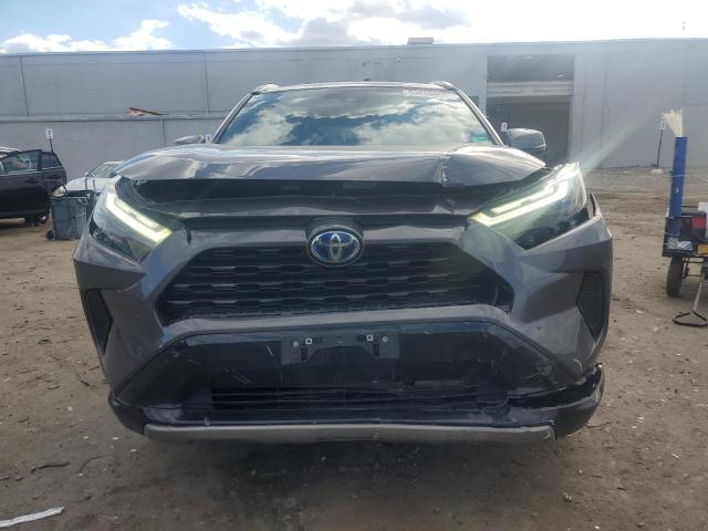 4T3T6RFV2NU083405 - 2022 TOYOTA RAV4 SE 灰色 照片 5