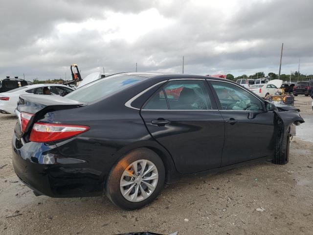 4T1BF1FK6GU588538 - 2016 TOYOTA CAMRY LE BLACK photo 3