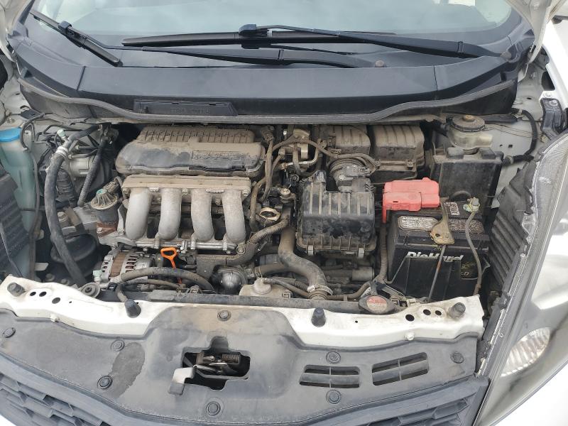 JHMGE8H57DC016357 - 2013 HONDA FIT SPORT WHITE photo 11