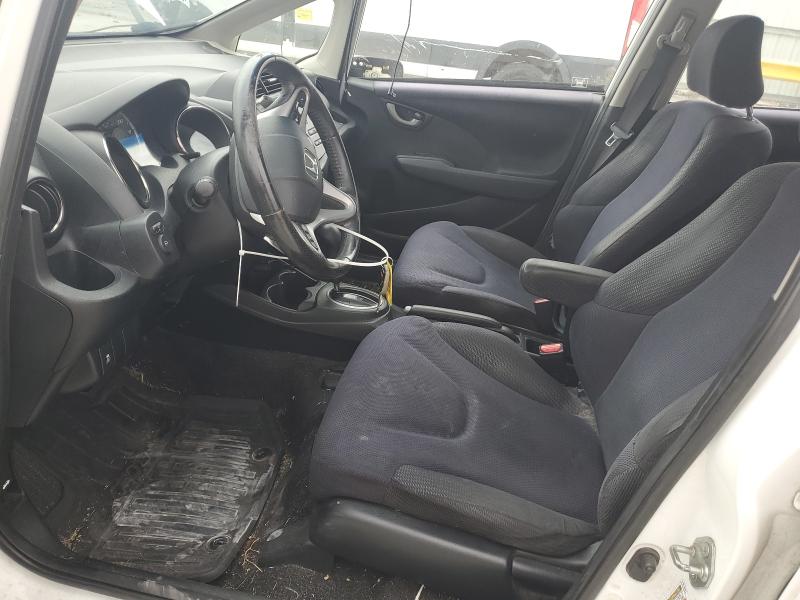 JHMGE8H57DC016357 - 2013 HONDA FIT SPORT WHITE photo 7