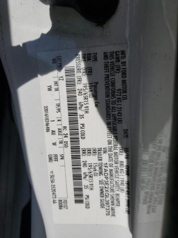 1FADP3E2XGL397370 - 2016 FORD FOCUS S WHITE photo 12