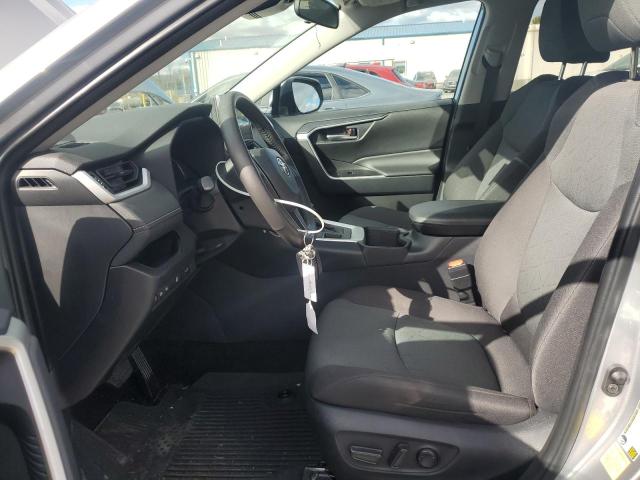 2T3P1RFV2RC473976 - 2024 TOYOTA RAV4 XLE SILVER photo 7