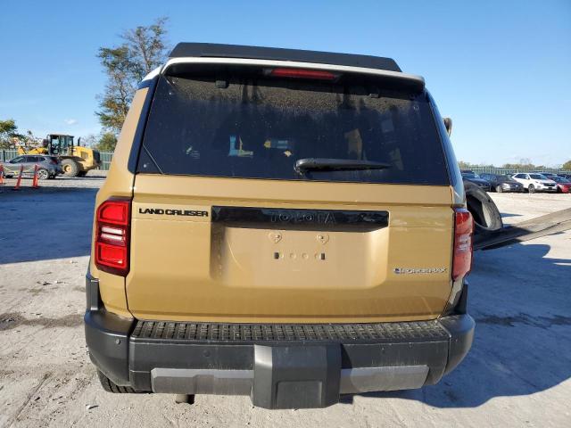 JTEABFAJXRK003882 - 2024 TOYOTA LAND CRUIS BASE Złoty zdjęcie 6