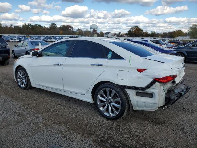 5NPEC4AC5CH409065 - 2012 HYUNDAI SONATA SE WHITE photo 2