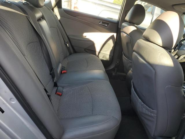 5NPEC4AB2BH315733 - 2011 HYUNDAI SONATA SE 灰色 照片 10