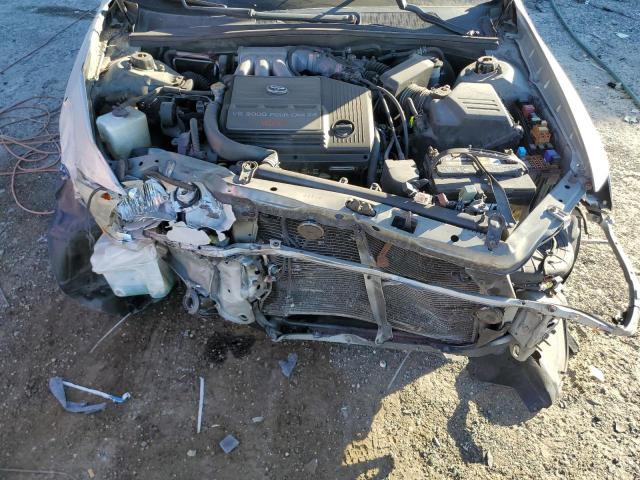 4T1BF28B82U255611 - 2002 TOYOTA AVALON XL SILVER photo 11