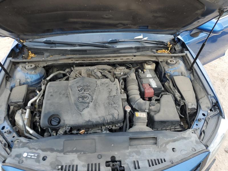 4T1BZ1HK4JU002558 - 2018 TOYOTA CAMRY XSE BLUE photo 11