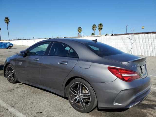 WDDSJ4EB5KN769628 - 2019 MERCEDES-BENZ CLA 250 灰色 照片 2
