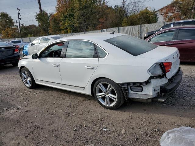 1VWBT7A30FC050919 - 2015 VOLKSWAGEN PASSAT SE WHITE photo 2
